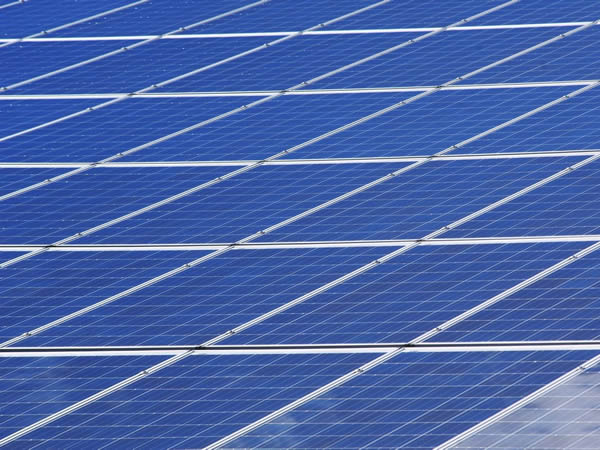 Maximising Your Solar Power: Understanding C-Rates for Battery Efficiency